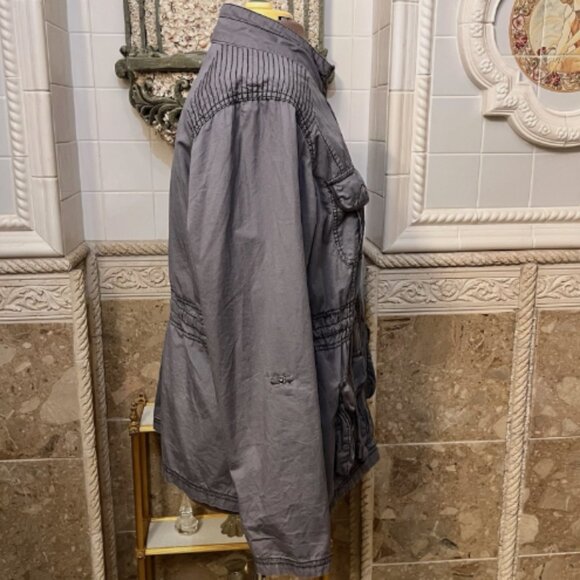 Maurices. Size XXL 2X. Cotton Gray Zip Snap Roll Tab Sleeve Jacket Coat. B82 - Picture 6 of 8